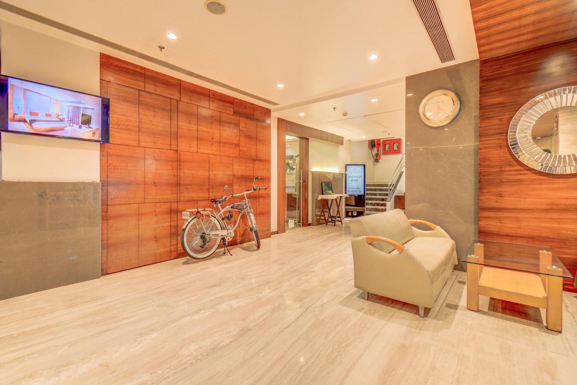 The Ssk Solitaire Hotel & Banquets Nashik Exterior foto