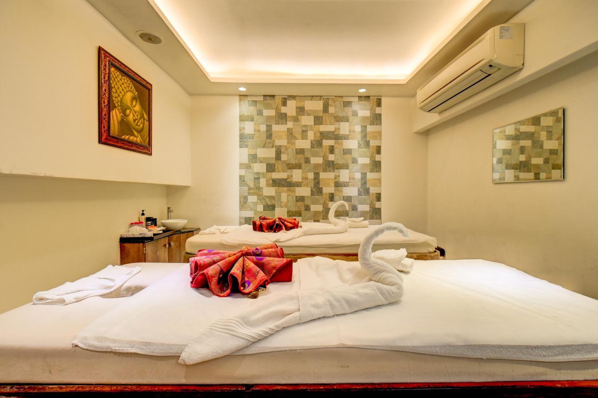 The Ssk Solitaire Hotel & Banquets Nashik Exterior foto
